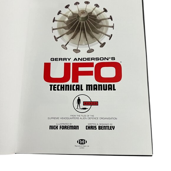 RARE Gerry Andersons UFO Technical Manual Hardcover 2009 - Picture 2 of 5